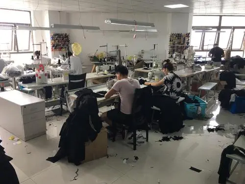 义乌专业承接服装 裁剪下料 加工 自动对接松紧带