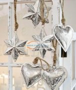 现需寻找有类似圣诞铁配件的厂家，有单子，