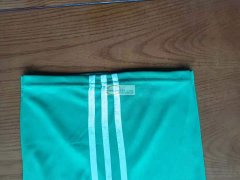 有大量的单层两片裤外发