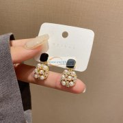 耳饰外发加工，寻类似图片风格网红爆款的工