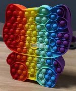 本厂有货需要加工，找高车小嘴 拉链加工厂