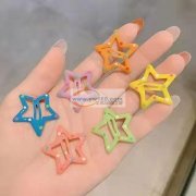 找货源，谁家有这几款式的发饰？如图所示，