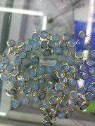 本厂有货外发，寻找包边加工厂，有专业做包