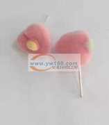 寻找这两款耳饰的成品，如图所示，有的和我