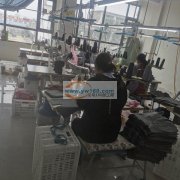 四针六线承接男士平角裤加工有车工50人，