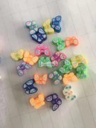 店面寻软陶供 应工厂，找这种软陶泥工厂，