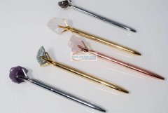 寻找这款紫石天然石，颜色是自然形成的，如