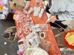 承接皮圈礼盒外贸上卡。各种包装。胶枪加急