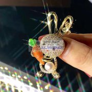 寻找有这款现货的工厂，如图所示，有做的联