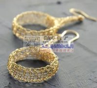 需要寻找这款饰品成品或毛胚，如图所示，数