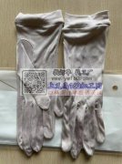 我厂今天有这款真丝手套需要5000～60
