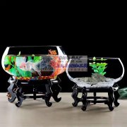 需要图示类似的玻璃鱼缸，找能生产类似图片