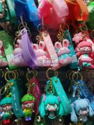 寻找做如图这类挂件产品的工厂，有做的工厂