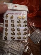 做如图不锈钢耳钉的厂家哪里有，寻价格有优