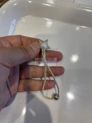 本厂现有松紧带打结外发，找如图松紧打结绑