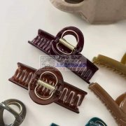 寻做图中这款夹子成品工厂，材质是塑胶的，