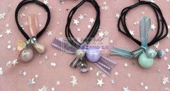 本厂专业做头饰品加工，承接各种沾胶，打结