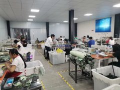 100多工人，设备，30台花样机，长期合