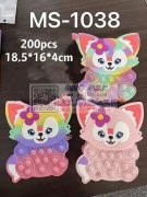 硅胶可爱背包找有做的厂家，图示产品皆要现