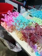 厂家大量供应X夹！9公分方夹！11公分飘