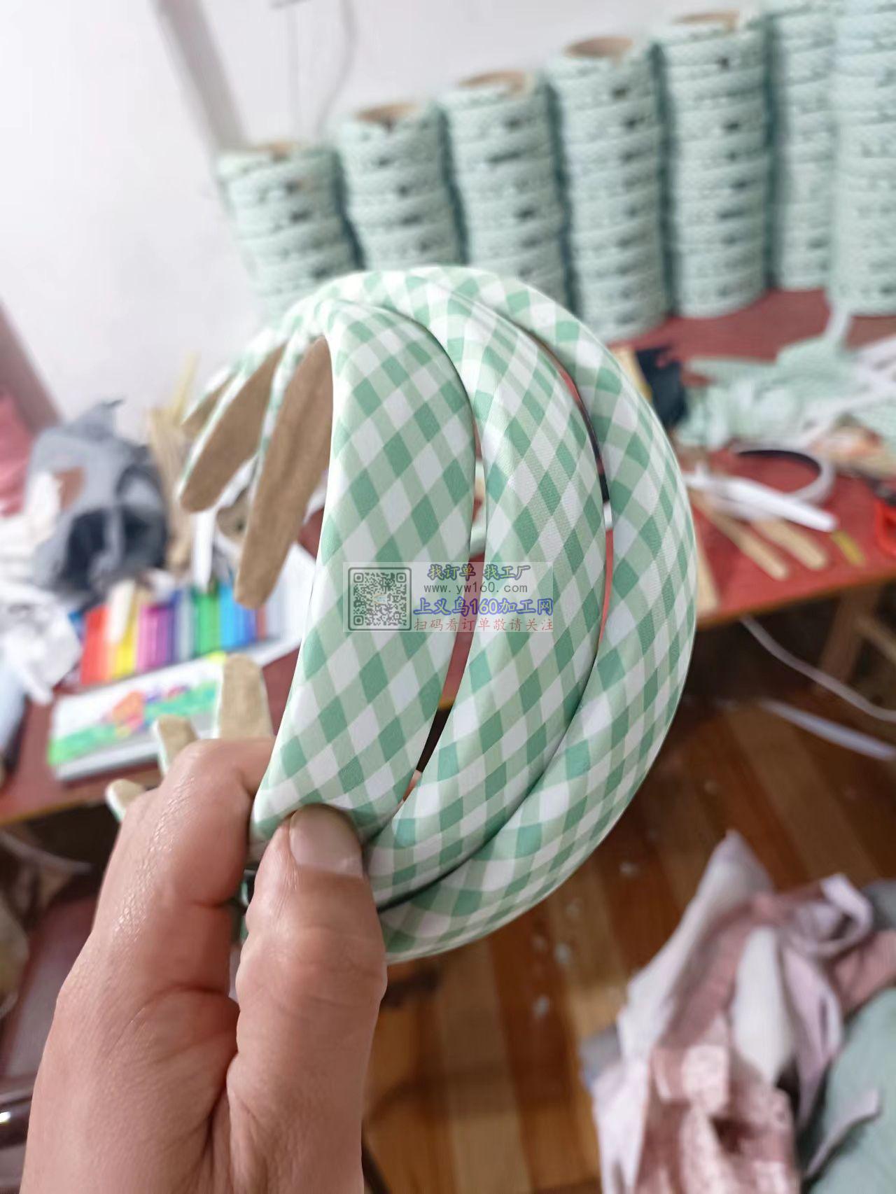 义乌市依凡饰品厂专业生产,各种布艺头箍发 义乌市依凡饰品厂专业生产,各种布艺头箍发
