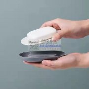 找寻上图这些日用品，谁家有这几款产品？有