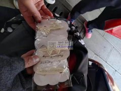 寻这款头饰源头厂家，每款5000