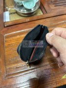 7万5千个零钱包在工厂纯加工，货期1个月