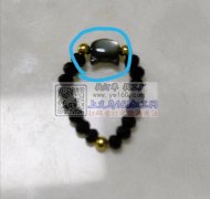 找猫眼或者玻璃材质的手串配件，只找圈起来