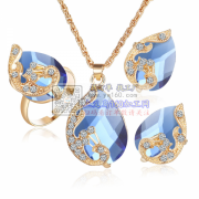 跨境电商，寻饰品厂家合作，单款每月几千几万