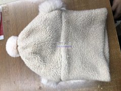 纯加工，帽子围脖外发 如图，有能做的请与