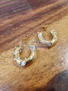 寻找如图所示这个耳环有版的工厂，有货需要