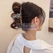 图中这个醋酸板材发夹有没有做的加工厂，找