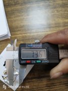 寻做异形玻璃的工厂，如图，有能做的请联系