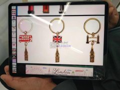 找图中笔记本上这个图案做成的配件，有人在