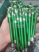 专业承接各种手工加工，组装，串珠，包装，