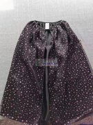 如图披风外发加工，寻找做披风的加工厂，有