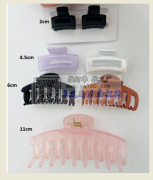 找如图所示以下几款夹子，每款一万套，有胚