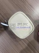2个款小钱包外发，有兴趣者微信联系