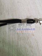 绳子120cm长，4mm粗，穿一个狗仔扣