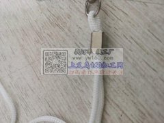 绳子120cm长，4mm粗，穿一个狗仔扣