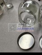 需要采购如图所示这个锡螺盖玻璃瓶//容量