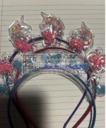 &nbsp;如图，寻找PVC内容亮片的 