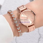 样品如图，找做这款手链的厂家，有能找这个