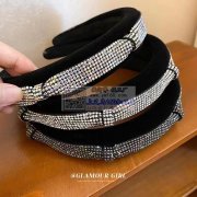 如图这类发箍头饰需要做，寻找这类头饰代工