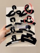 注塑机厂家联系，需要毛胚。