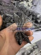 手工活外发，贴链条 打胶枪 扎花 ，找义