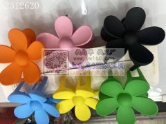 找专业塑料发夹厂家，需要图示这几款发夹，