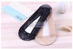 寻包装船袜的加工厂，有空能包的请联系 。