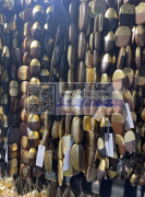 采购图上产品，有这种类似木头的厂家联系我